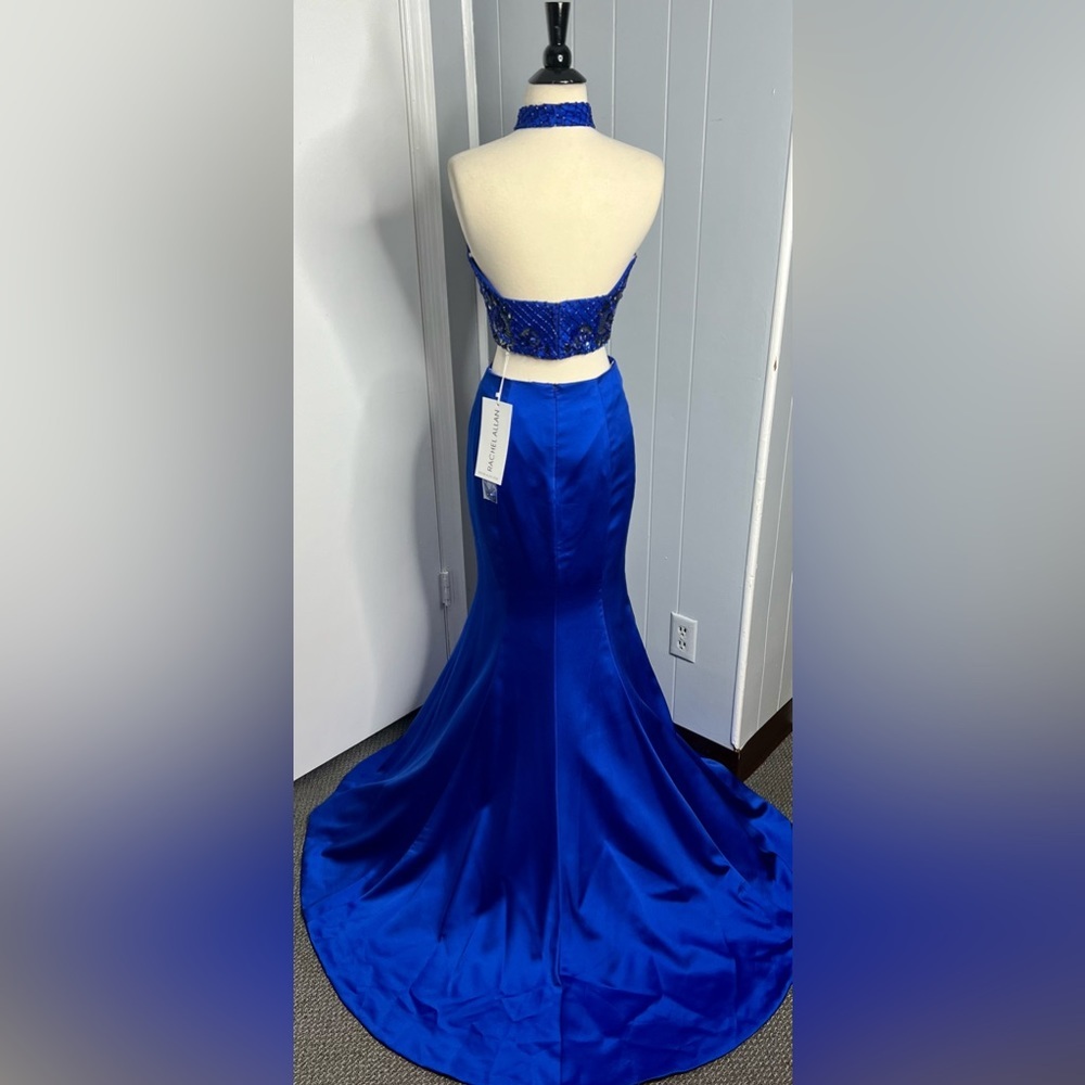 Prom dress - Picture 4 of 7